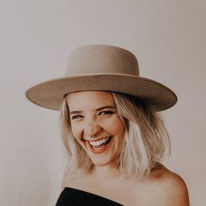 Meet your Posher, Madison